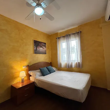 Rghost-apartamento Ganivet En El Centro De Córdoba