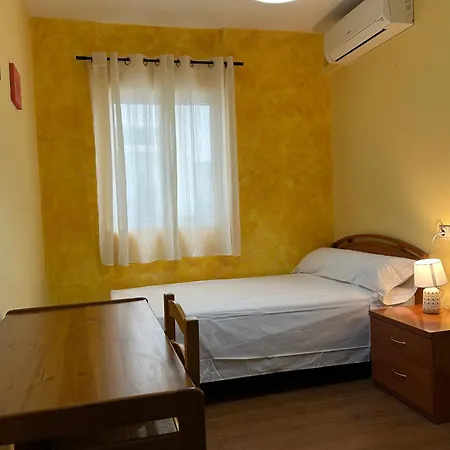 Rghost-apartamento Ganivet En El Centro De Córdoba