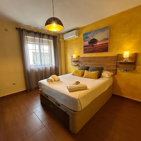 Rghost-apartamento Ganivet En El Centro De * Córdoba