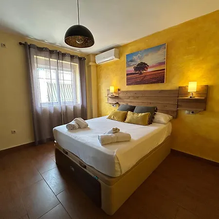 Rghost-apartamento Ganivet En El Centro De Córdoba