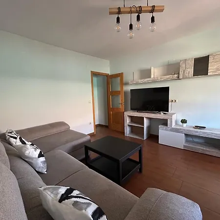 Rghost-apartamento Ganivet En El Centro De