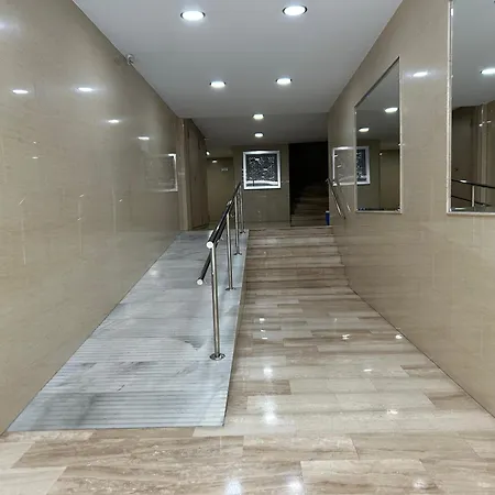 Апартаменты Rghost-apartamento Ganivet En El Centro De *