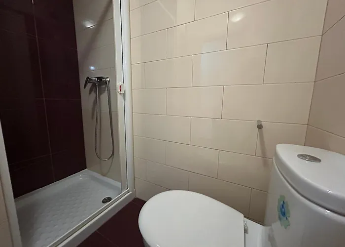 Rghost-apartamento Ganivet En El Centro De *