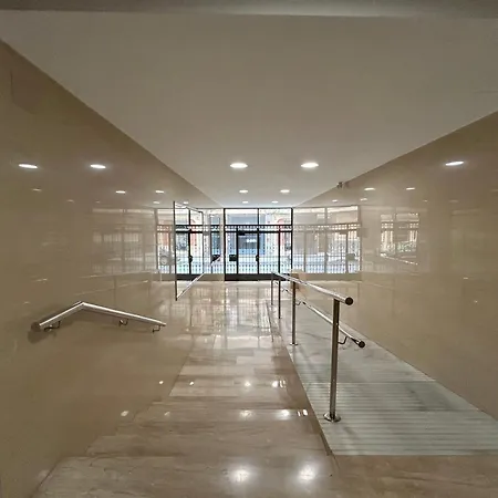 Rghost-apartamento Ganivet En El Centro De Appartement *