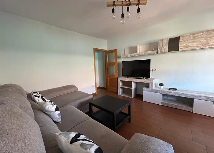 Rghost-apartamento Ganivet En El Centro De